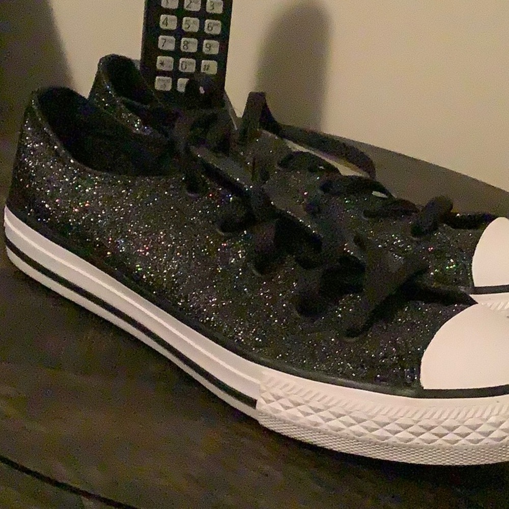 Ladies sparkle Converse